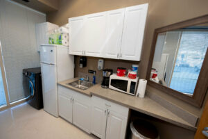 Mid Atlantic Spinal Rehab office